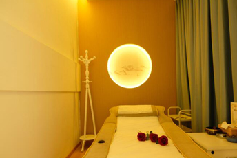 西安碑林区日式指压的寂静美学：在按压中听见雪落的声音